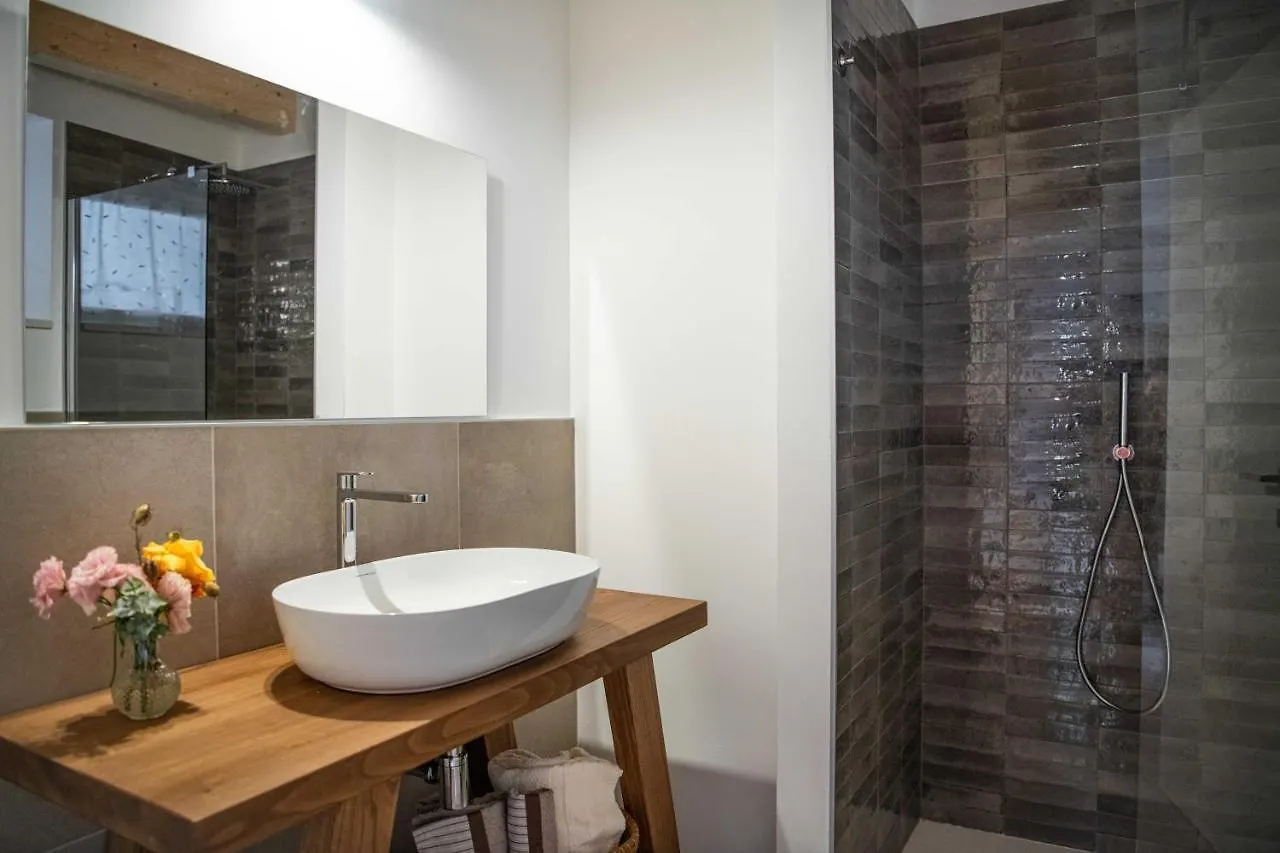 Corte Torchio B&B Roe Bed & Breakfast