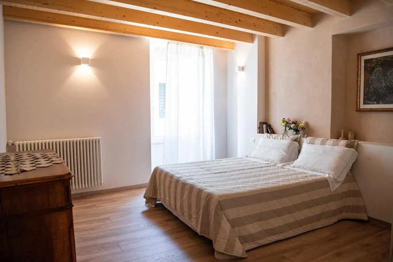 Corte Torchio B&B Roe Bed & Breakfast