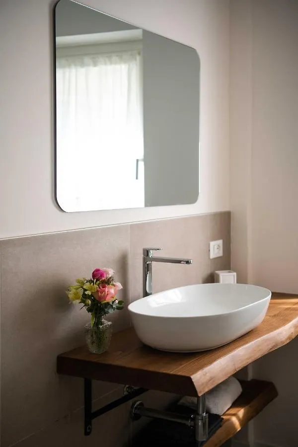 Corte Torchio B&B Roe Bed & Breakfast